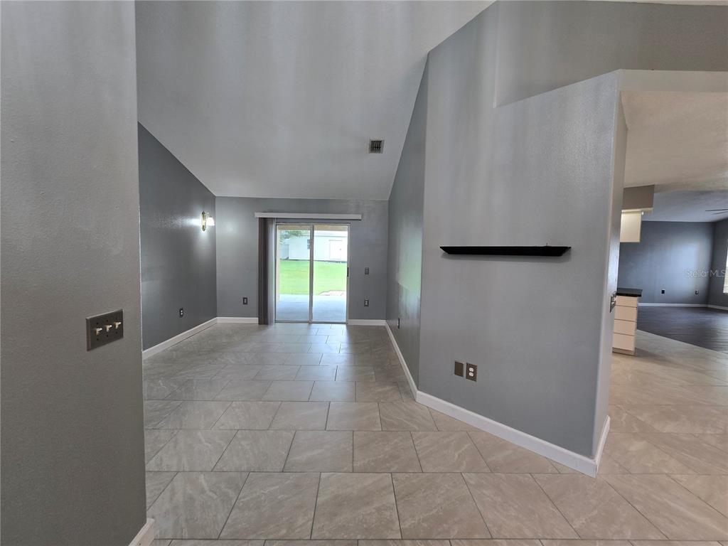 5165 Tillery Road Lakeland, FL 33812 - Photo 7 of 31