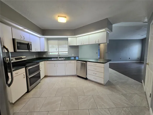 $2,600 | 5165 Tillery Road, Lakeland, FL 33812