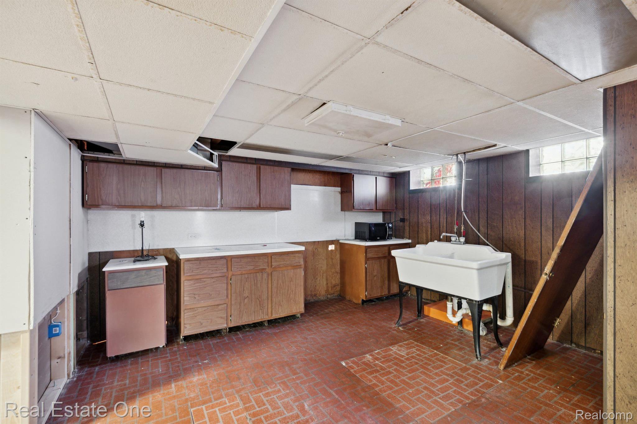 1928 South Custer Road Monroe, MI 48161 - Photo 47 of 56 Gallery Image 47