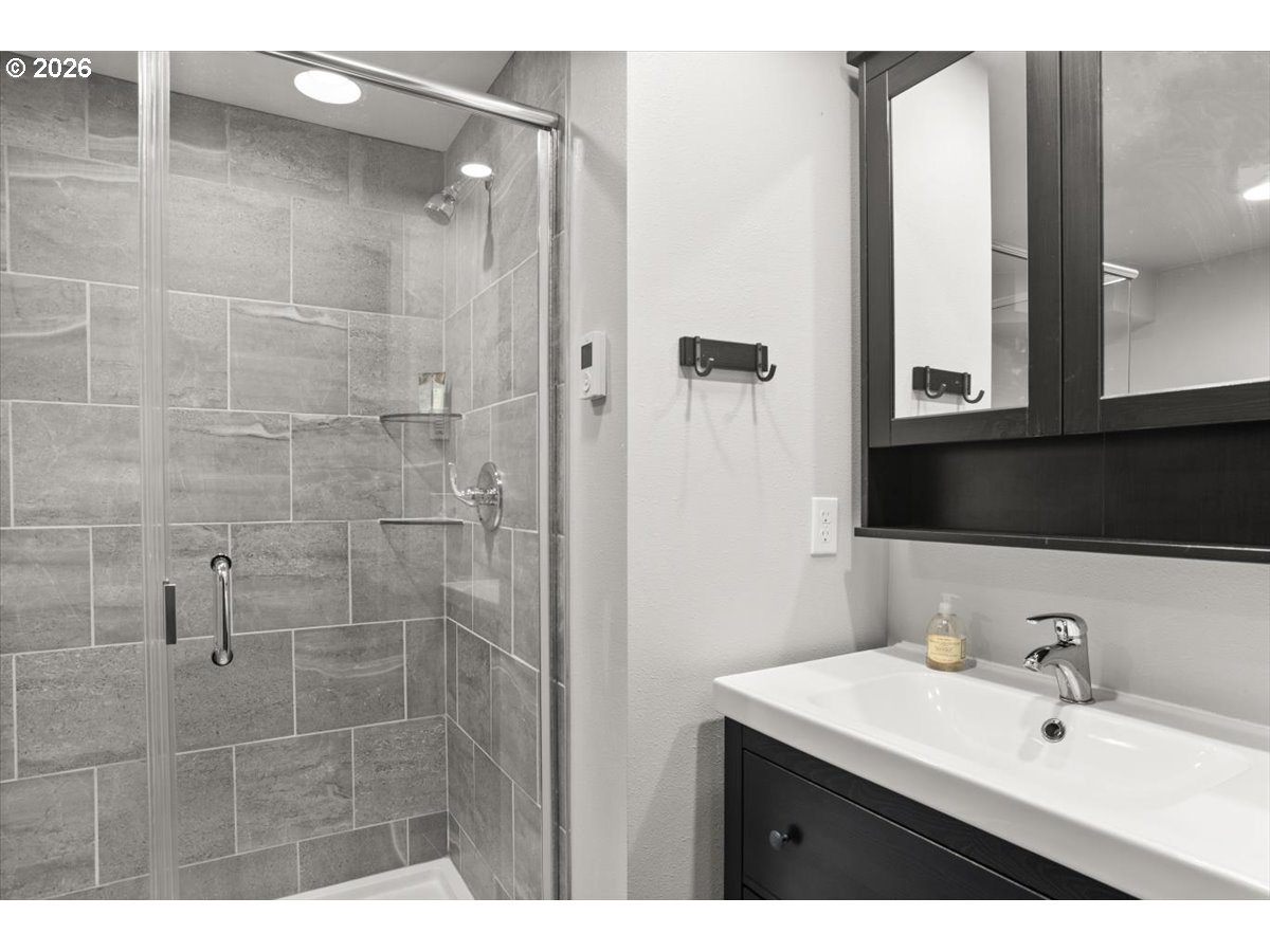 1530 Southwest Mitchell Lane Portland, OR 97239 - Photo 28 of 39 Gallery Image 28
