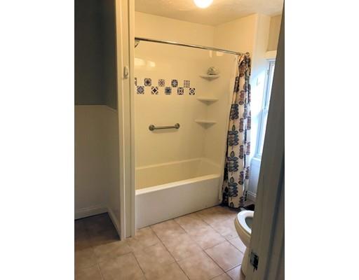 20 Oakwood Road Quincy, MA 02169 - Photo 7 of 11