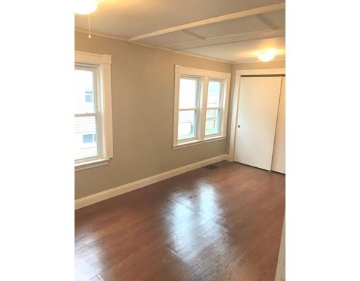20 Oakwood Road Quincy, MA 02169 - Photo 10 of 11