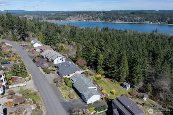 $579,000 | 261 East Rainier Court, Allyn, WA 98524