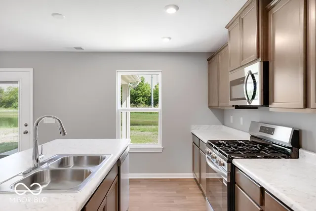 $283,999 | 1964 Black Oak Drive, Shelbyville, IN 46176