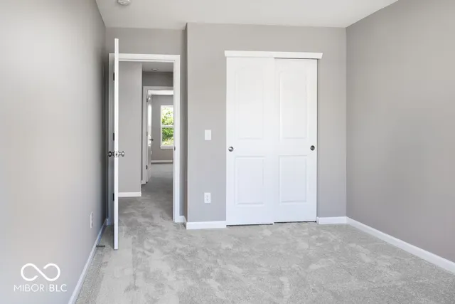 $283,999 | 1964 Black Oak Drive, Shelbyville, IN 46176