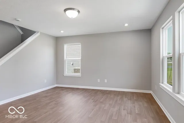 $283,999 | 1964 Black Oak Drive, Shelbyville, IN 46176