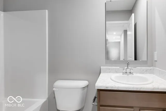 $283,999 | 1964 Black Oak Drive, Shelbyville, IN 46176