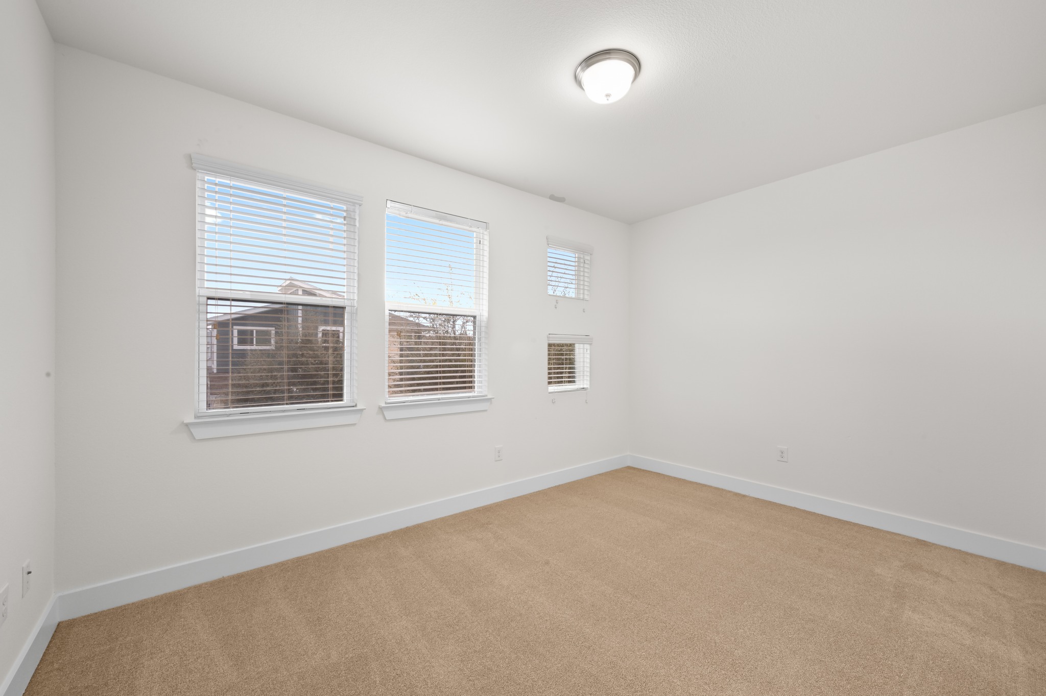 2204 Theseus Pass Austin, TX 78741 - Photo 25 of 31 an empty room with a window