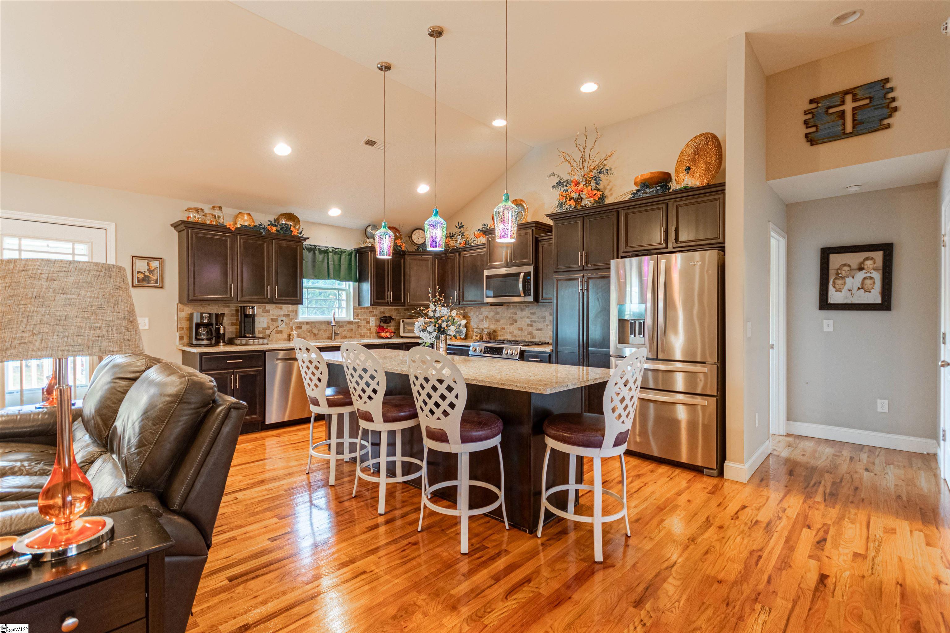 272 Zimmerman Road Inman, SC 29349 - Photo 8 of 32