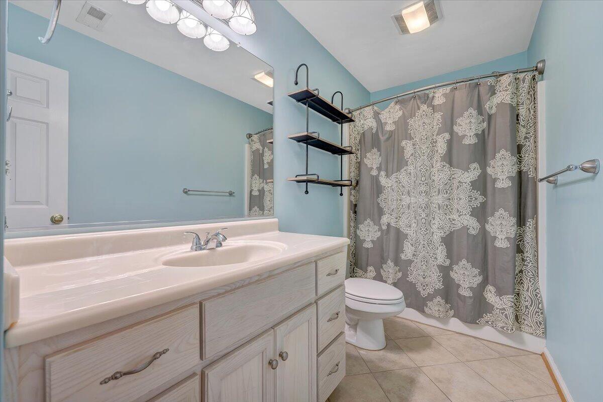 239 Pin Oak Drive Blue Ridge, VA 24064 - Photo 24 of 47 24-MIB03531