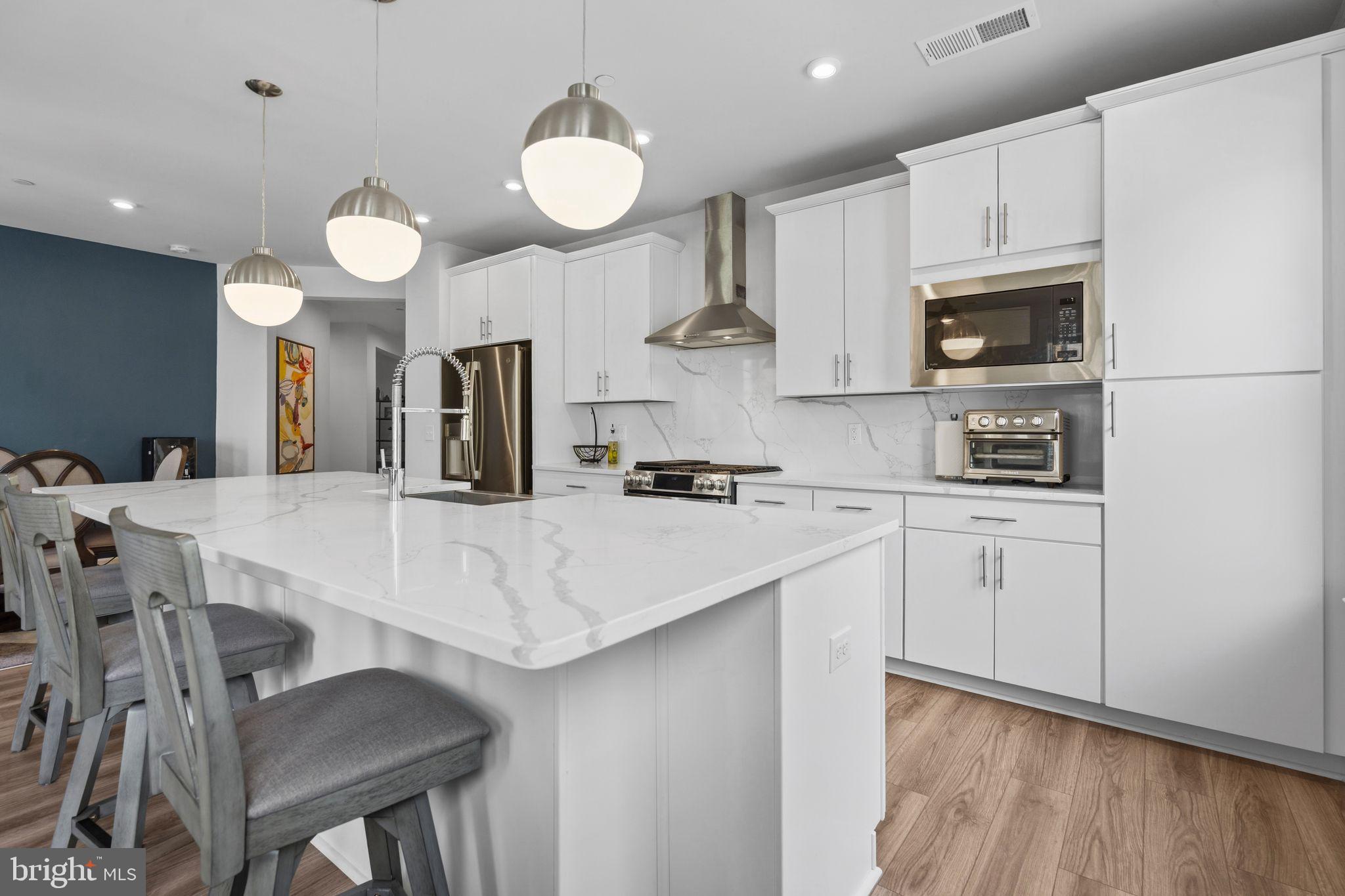 3925 Fair Ridge Drive, Unit 201 Fairfax, VA 22033 - Photo 1 of 72