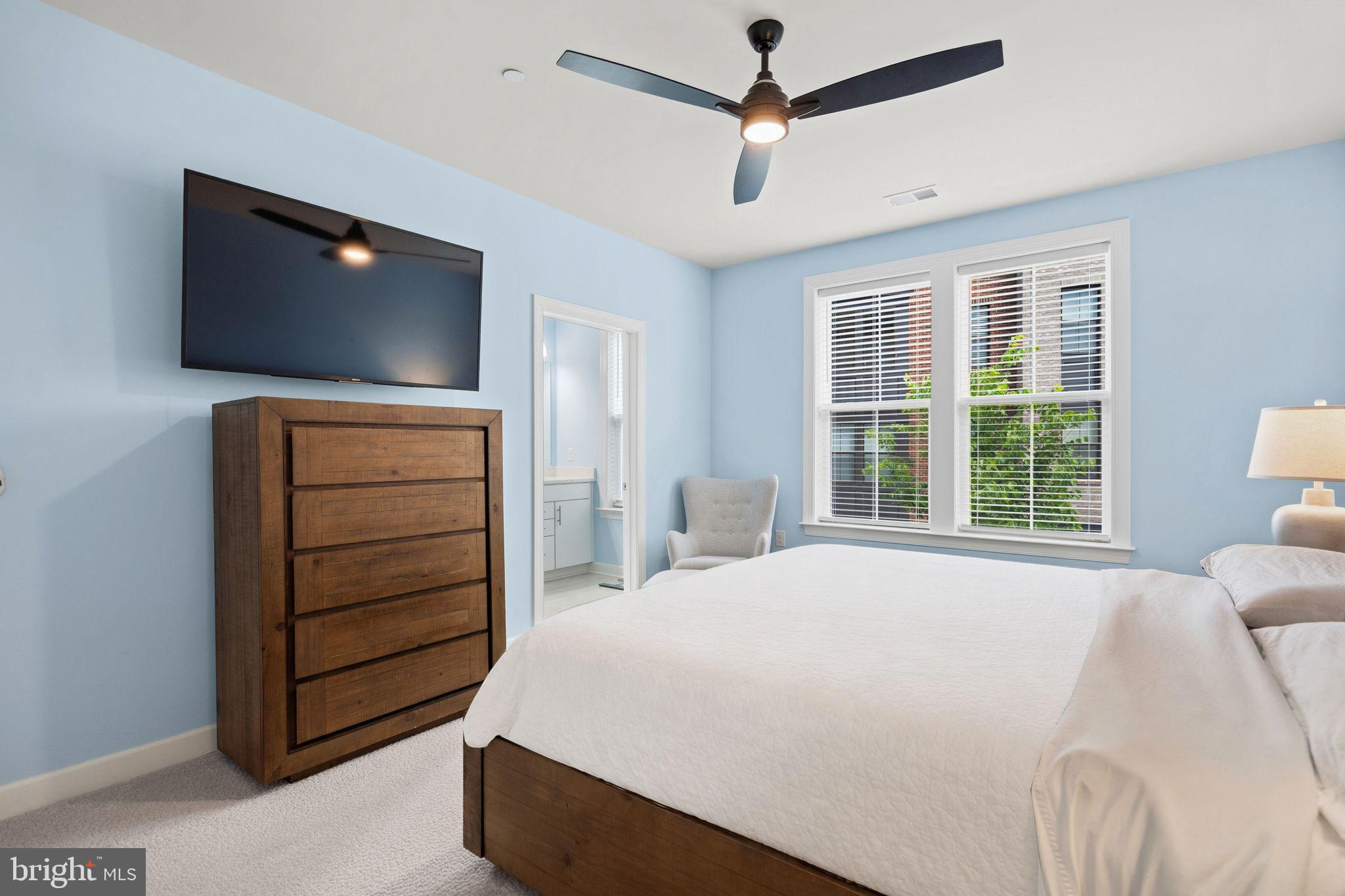 3925 Fair Ridge Drive, Unit 201 Fairfax, VA 22033 - Photo 12 of 72