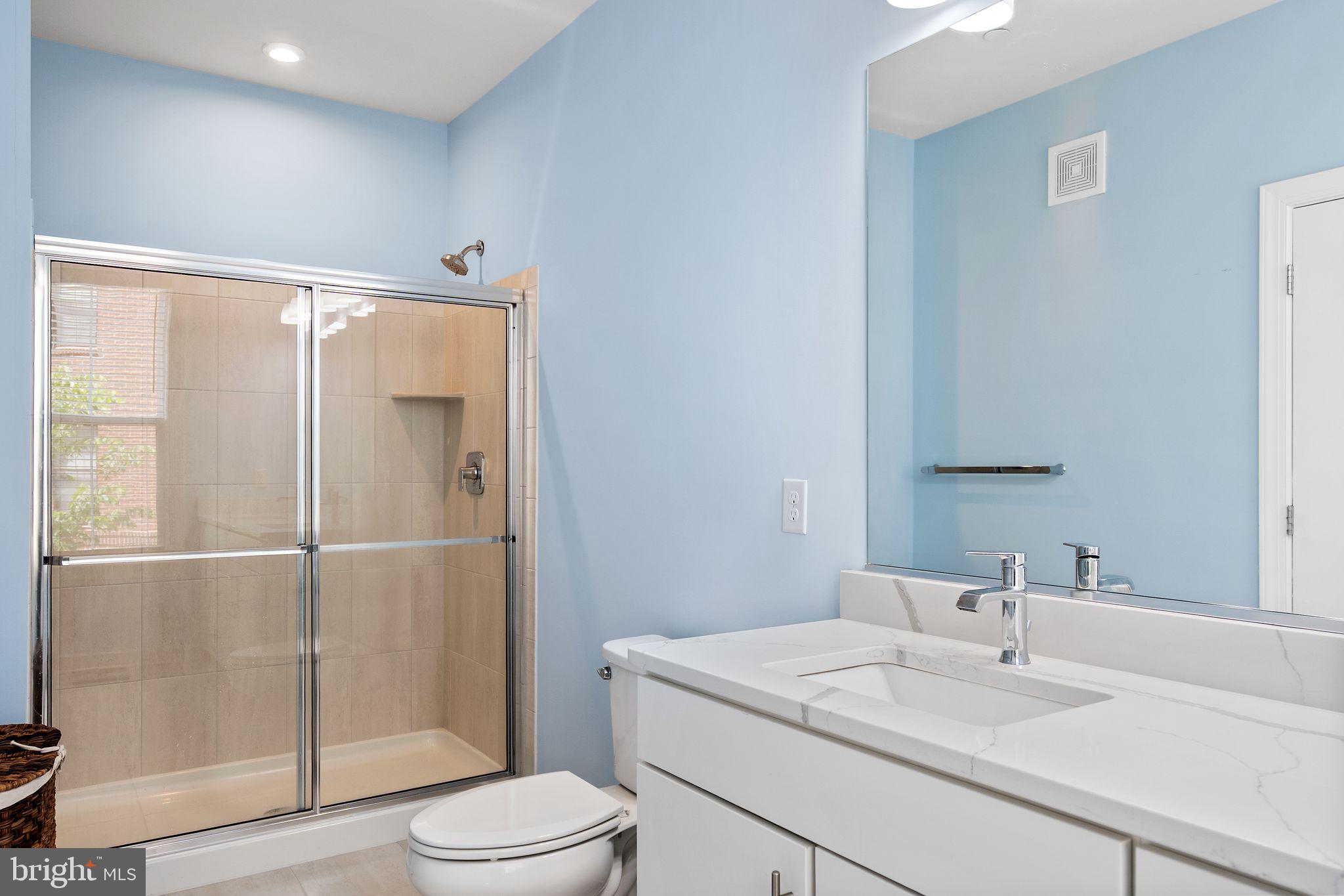 3925 Fair Ridge Drive, Unit 201 Fairfax, VA 22033 - Photo 18 of 72