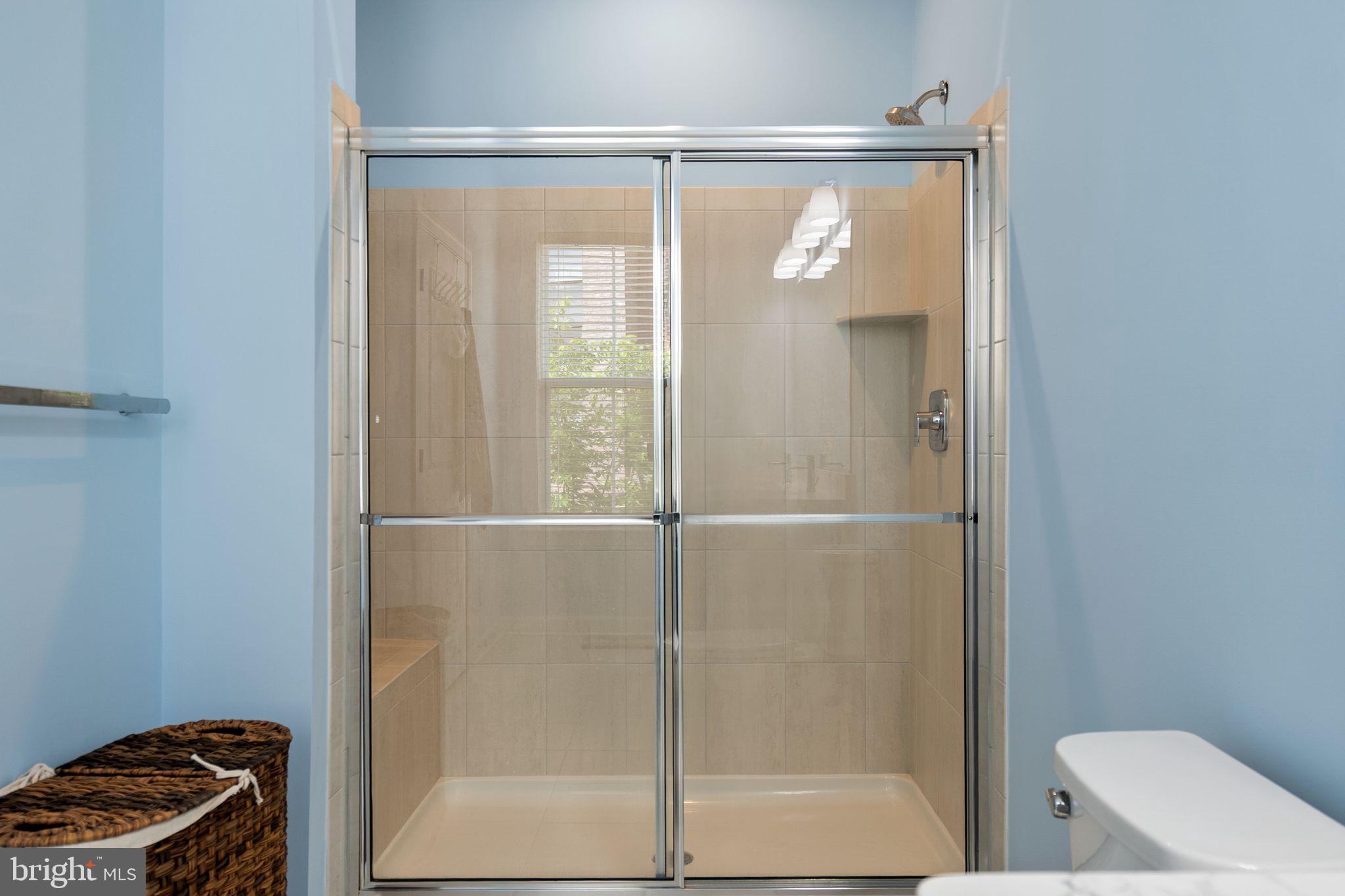 3925 Fair Ridge Drive, Unit 201 Fairfax, VA 22033 - Photo 19 of 72