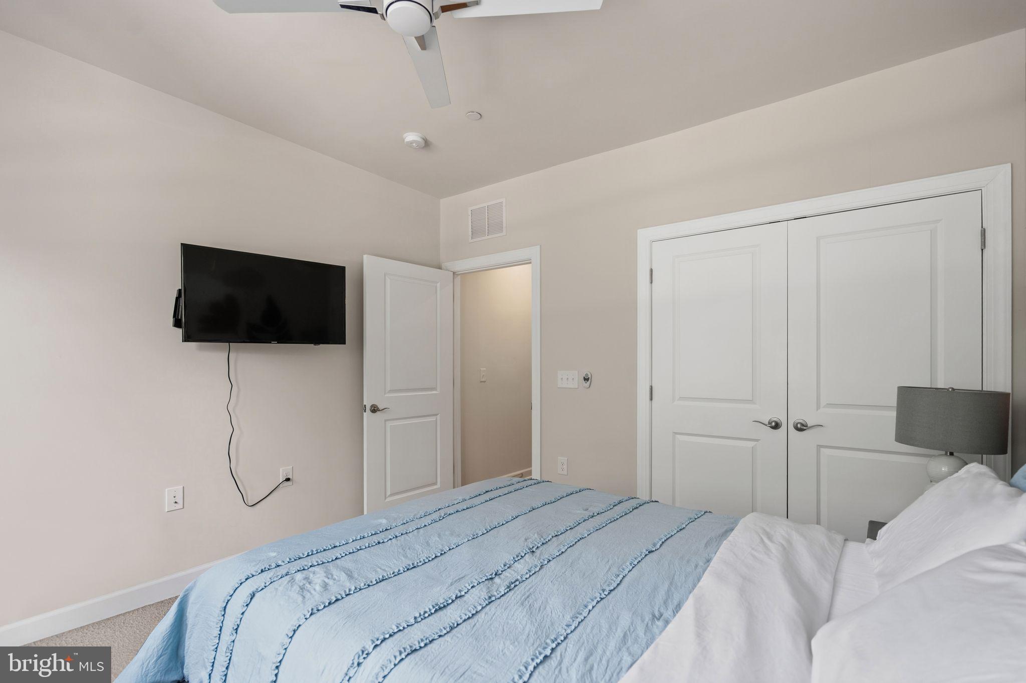 3925 Fair Ridge Drive, Unit 201 Fairfax, VA 22033 - Photo 47 of 72