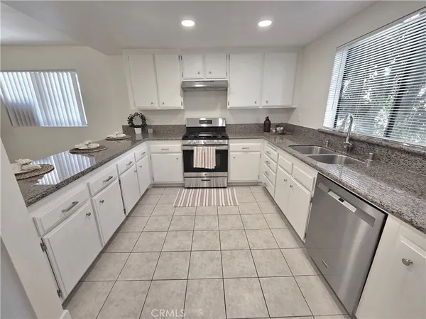 $1,039,500 | 3601 West Fox Ridge Lane, Unit A, Rolling Hills Estates, CA 90274
