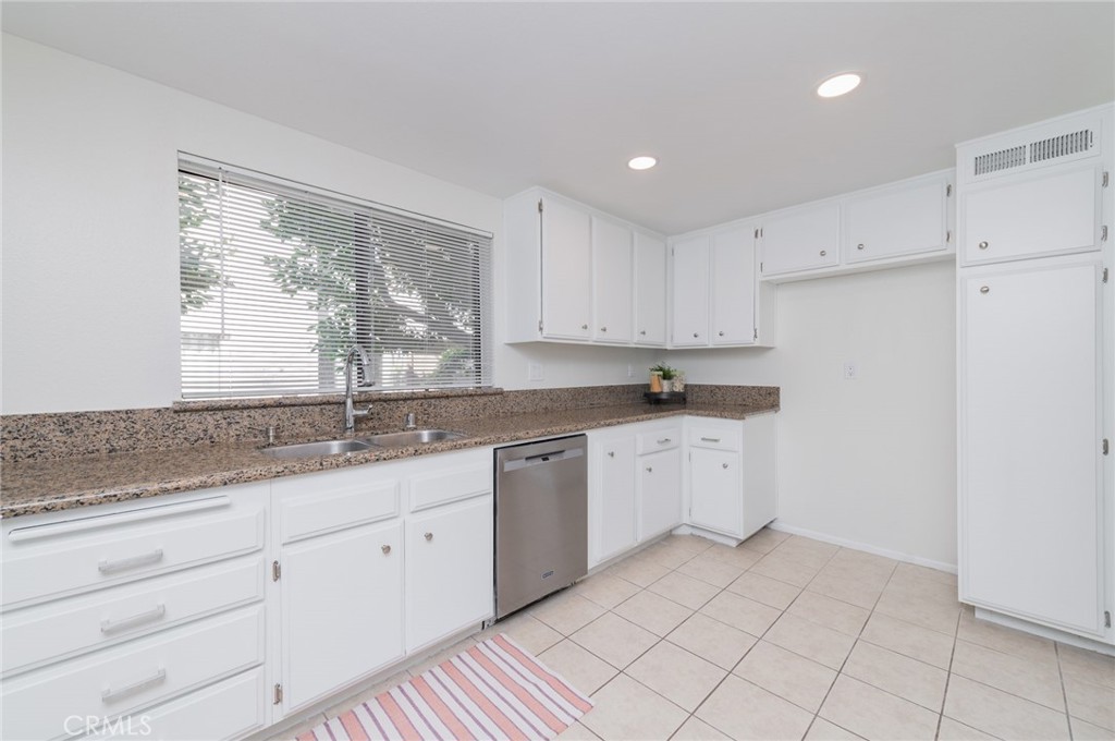 3601 West Fox Ridge Lane, Unit A Rolling Hills Estates, CA 90274 - Photo 19 of 41