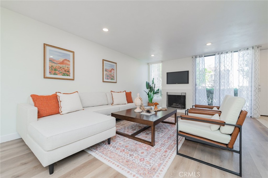 3601 West Fox Ridge Lane, Unit A Rolling Hills Estates, CA 90274 - Photo 8 of 41