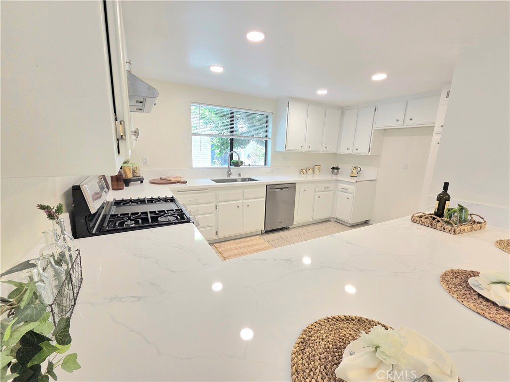 3601 West Fox Ridge Lane, Unit A Rolling Hills Estates, CA 90274 - Photo 8 of 53