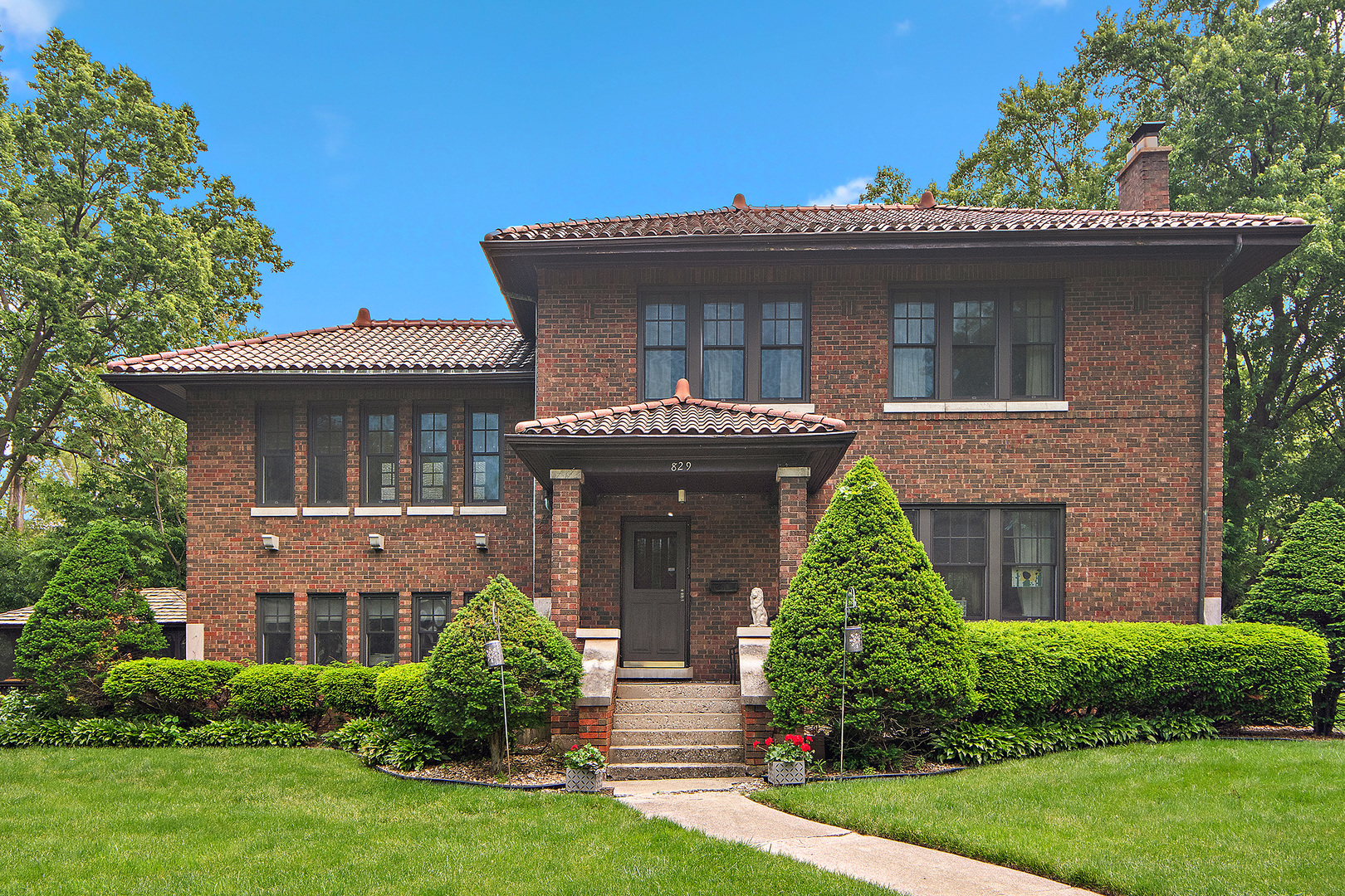 829 Gardner Road Flossmoor, IL 60422 - Photo 1 of 40