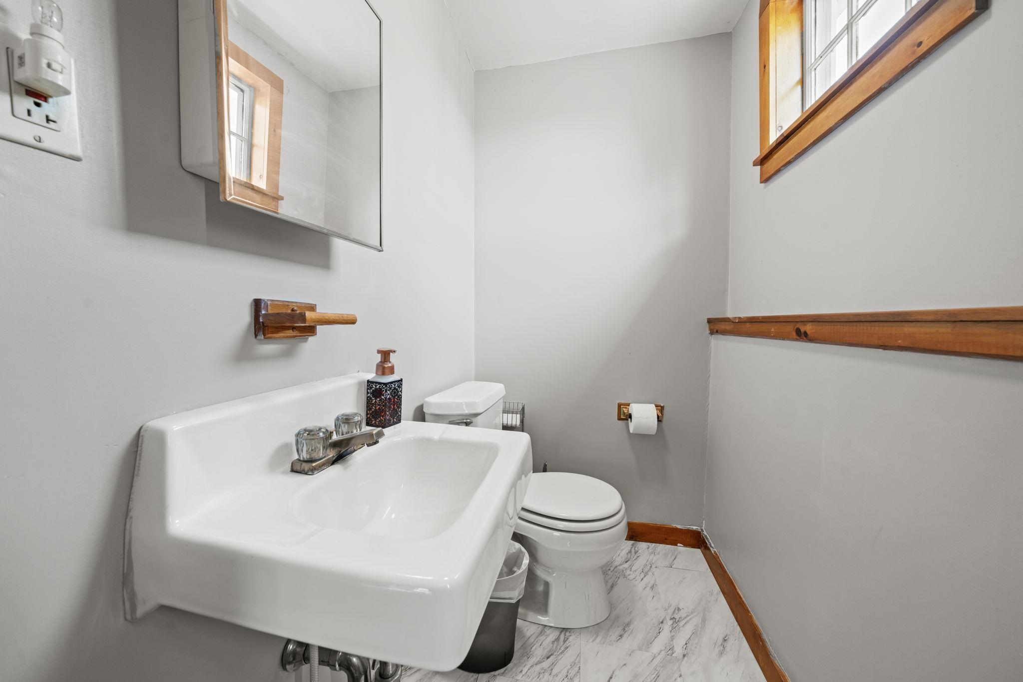 17 Blossom Road Plaistow, NH 03865 - Photo 23 of 27