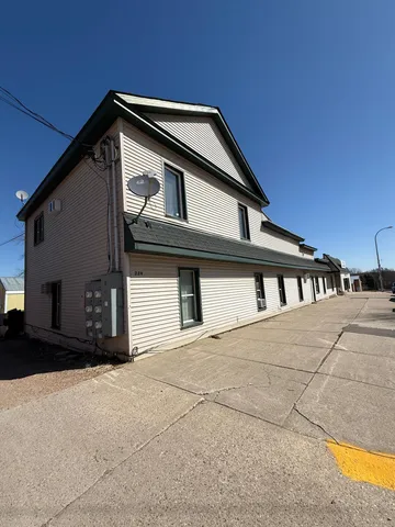 $875,000 | 224 East Main Street, Norwood Young America, MN 55397