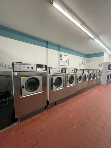 $875,000 | 224 East Main Street, Norwood Young America, MN 55397