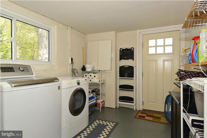 10904 Fiesta Road Silver Spring, MD 20901 - Photo 23 of 27 Interior (General)