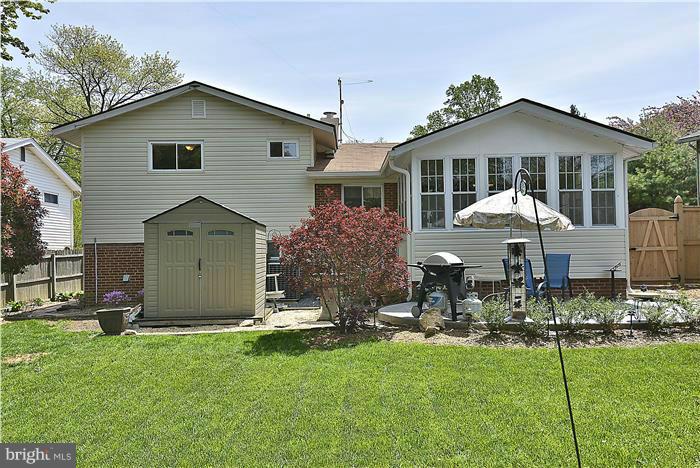 10904 Fiesta Road Silver Spring, MD 20901 - Photo 27 of 27 Exterior (Rear)