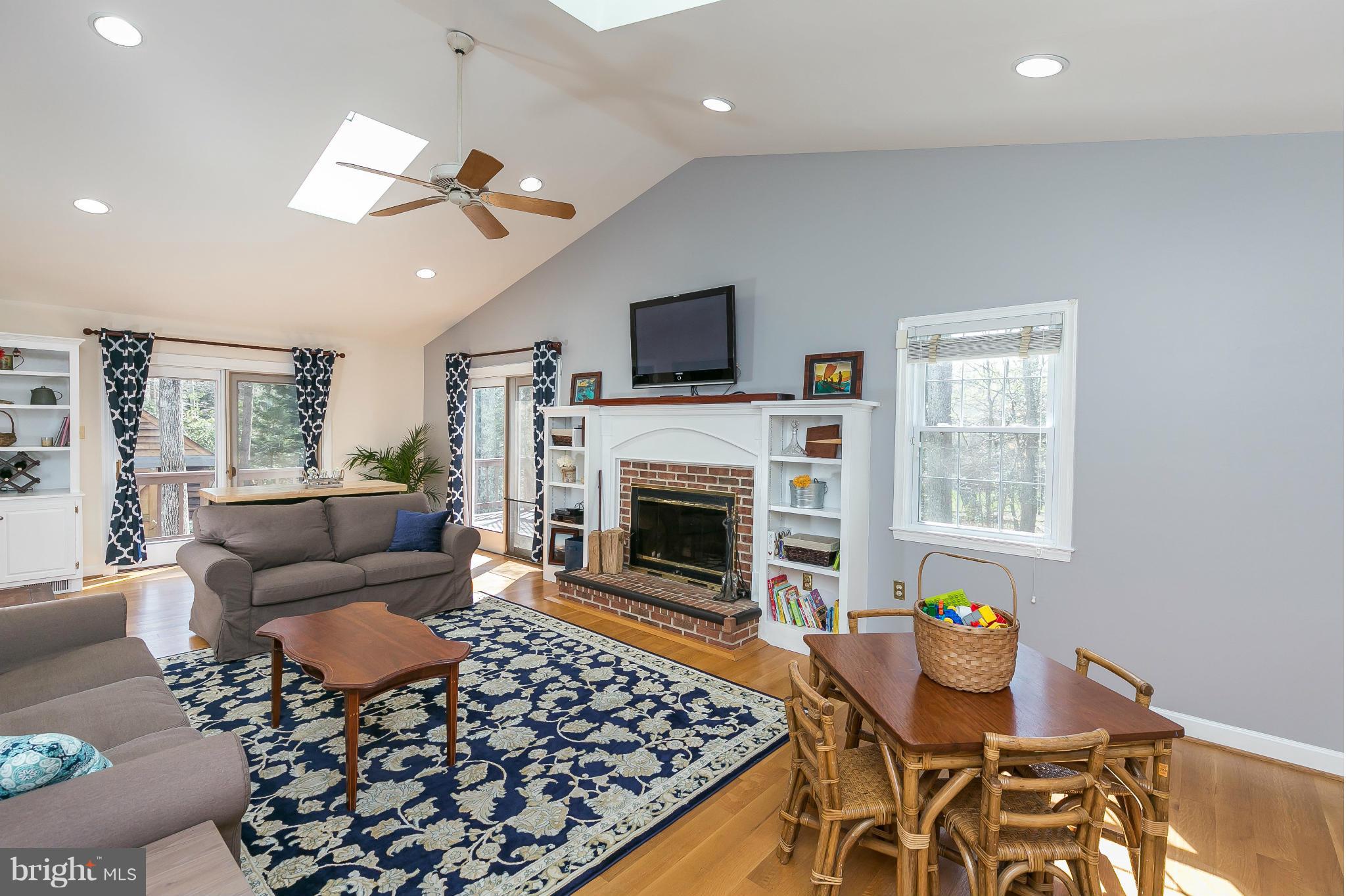 763 Taliaferro Road Annapolis, MD 21403 - Photo 12 of 30 Family Room