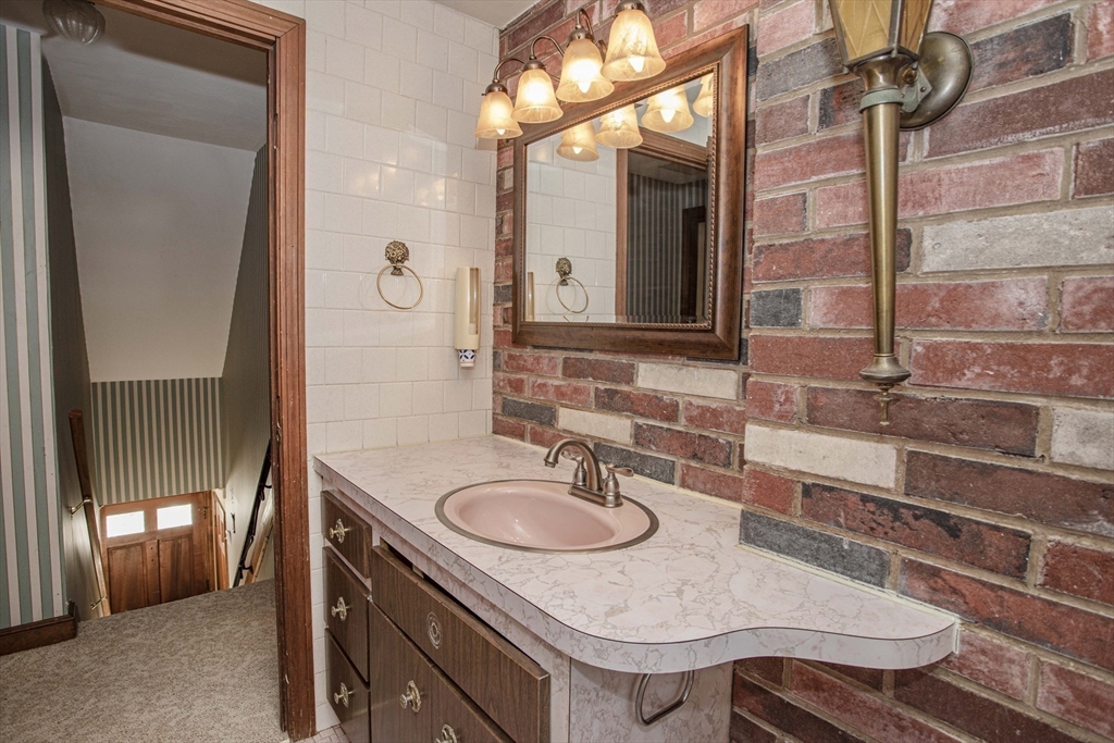 60 Taxiera Road Stoughton, MA 02072 - Photo 34 of 42 Gallery Image 34