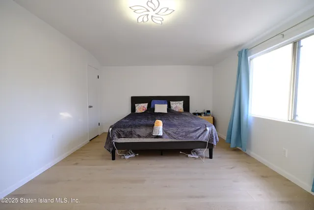 $1,088,000 | 126 Mulberry Avenue | Bulls Head