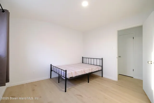 $1,088,000 | 126 Mulberry Avenue | Bulls Head