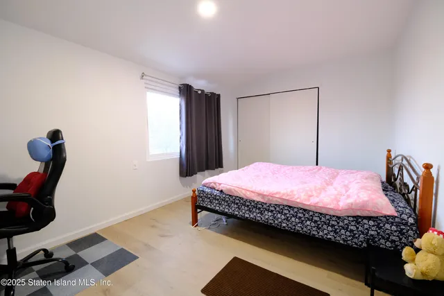 $1,088,000 | 126 Mulberry Avenue | Bulls Head