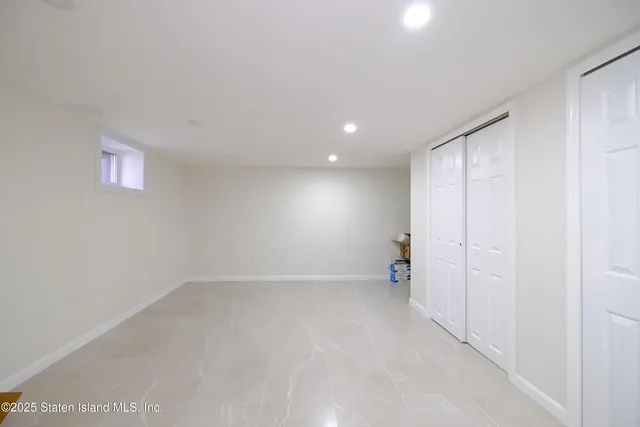 $1,088,000 | 126 Mulberry Avenue | Bulls Head