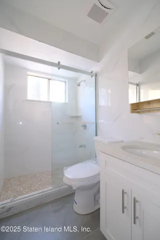 $1,088,000 | 126 Mulberry Avenue | Bulls Head