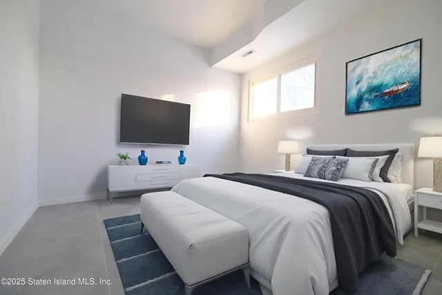 $1,088,000 | 126 Mulberry Avenue | Bulls Head