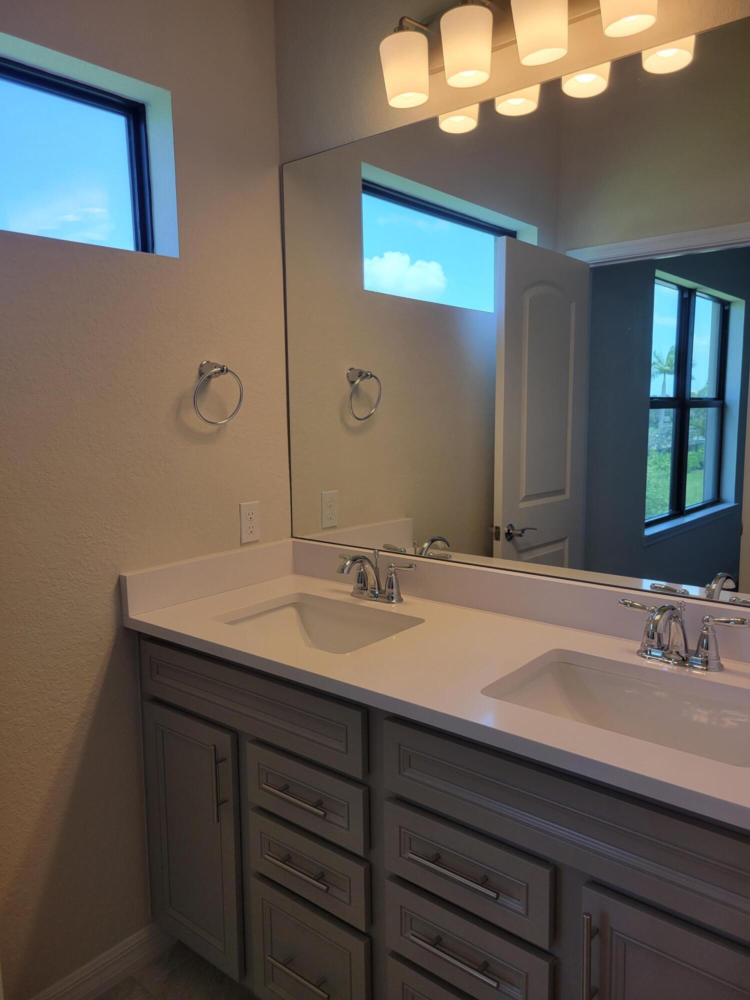 4850 Indio Trail Lake Worth, FL 33467 - Photo 6 of 18 20220527_135840 (1)