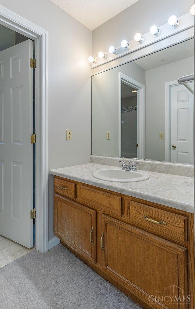 1990 Miles Road Cincinnati, OH 45231 - Photo 20 of 24 Gallery Image 20