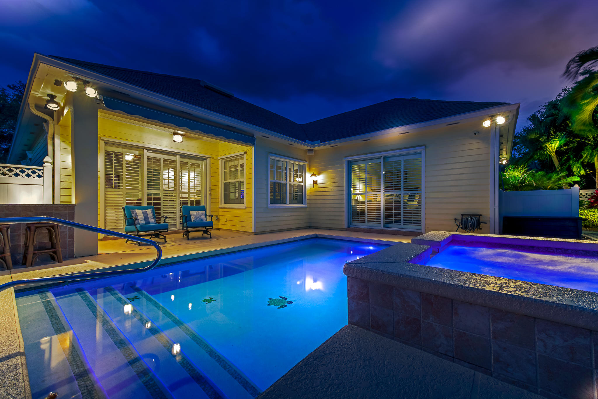 150 Sweet Bay Circle Jupiter, FL 33458 - Photo 2 of 28 150-Sweet-Bay-Circle-Jupiter_EZP_4889