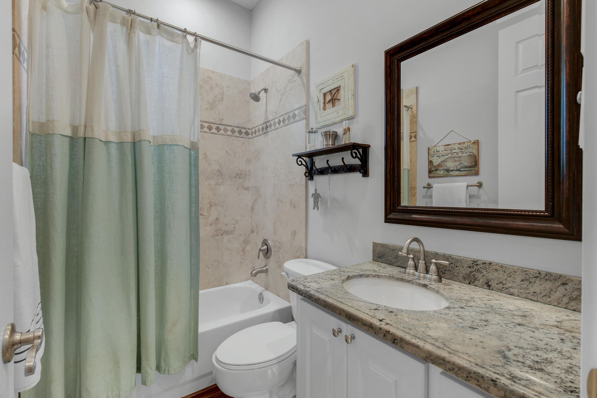 150 Sweet Bay Circle Jupiter, FL 33458 - Photo 13 of 28 150-Sweet-Bay-Circle-Jupiter_EZP_4848