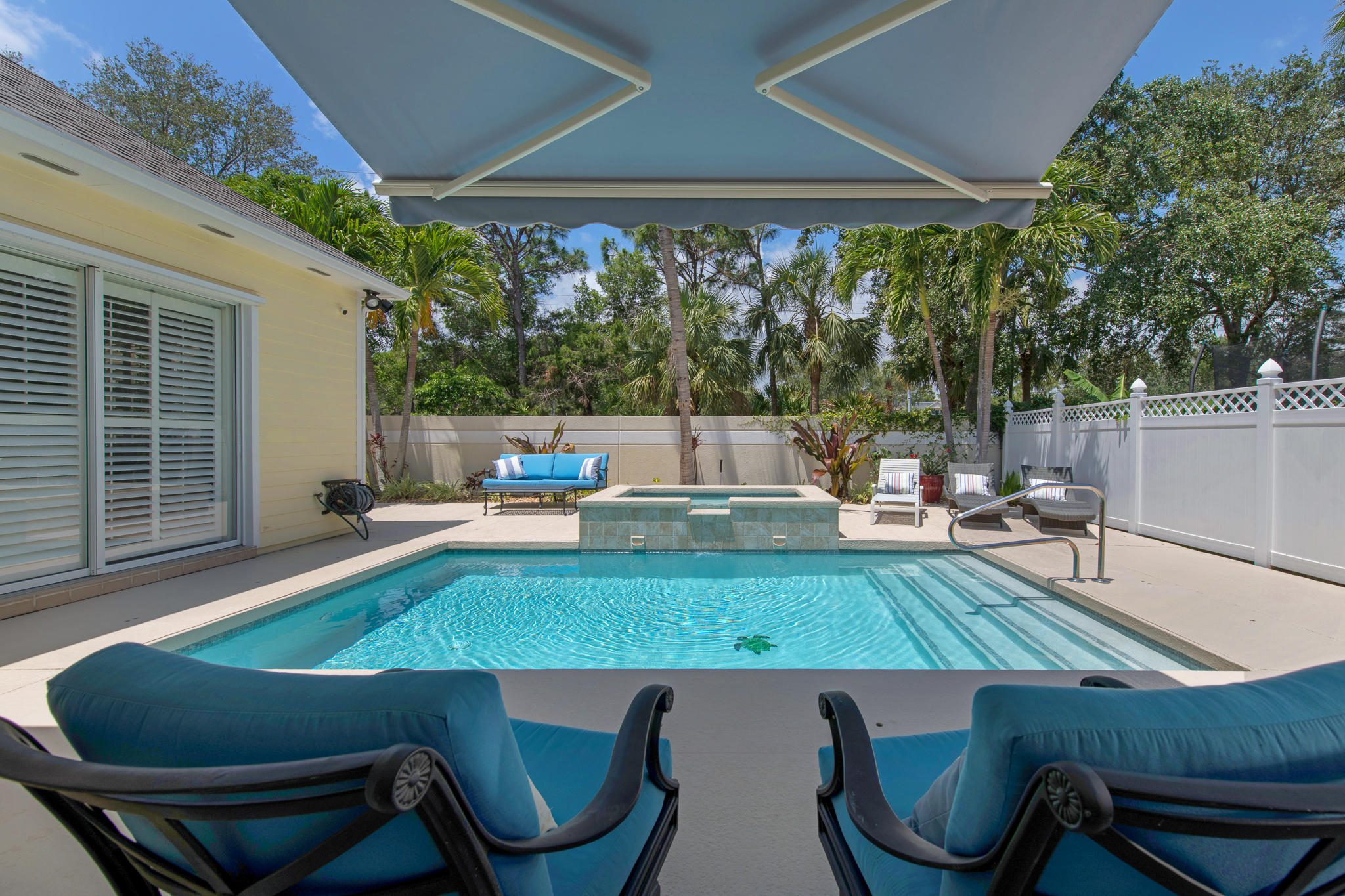 150 Sweet Bay Circle Jupiter, FL 33458 - Photo 19 of 28 150-Sweet-Bay-Circle-Jupiter_EZP_4755