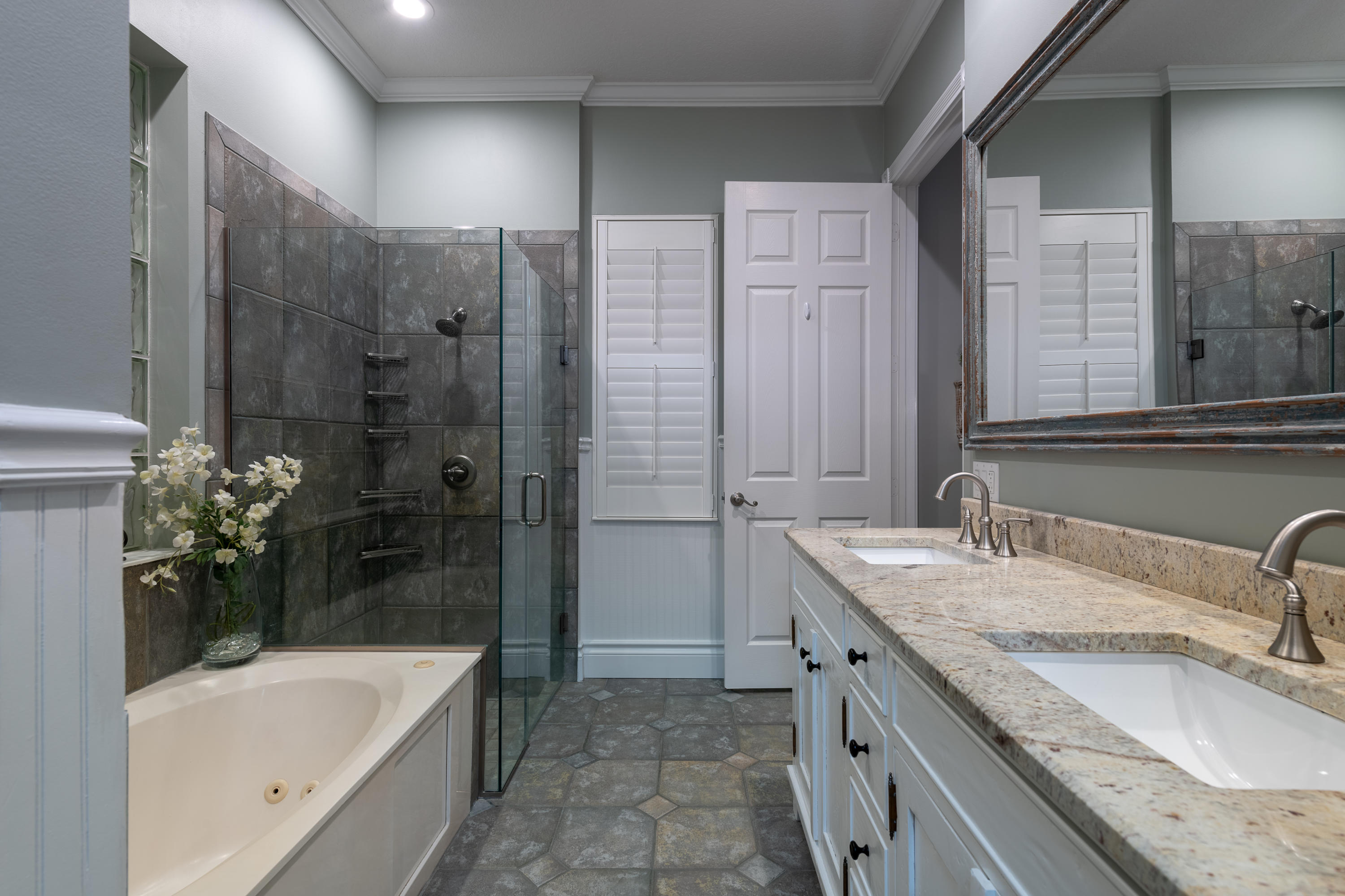 150 Sweet Bay Circle Jupiter, FL 33458 - Photo 10 of 28 150-Sweet-Bay-Circle-Jupiter_EZP_4904-HD