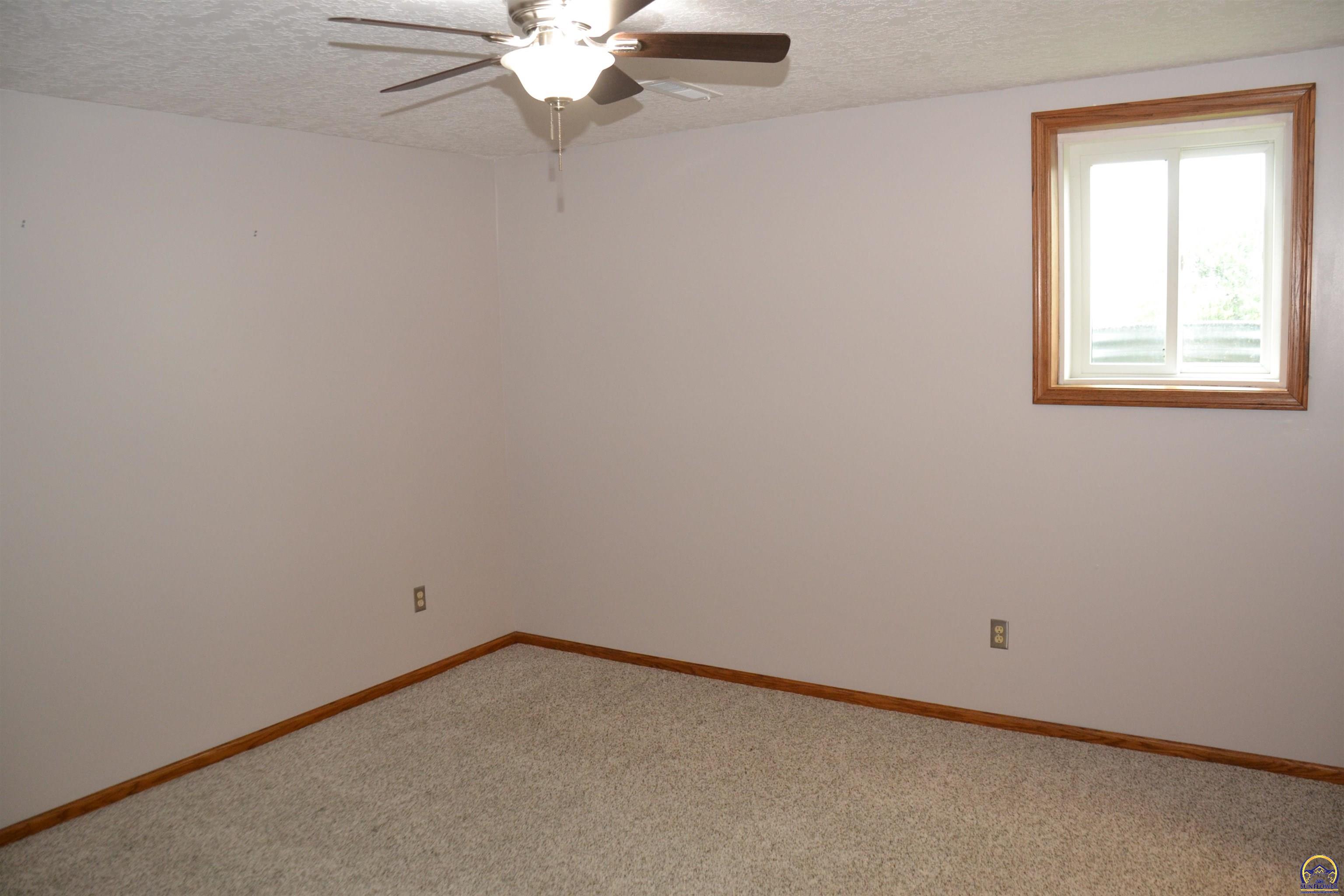 2599 Shetland Road Waverly, KS 66871 - Photo 14 of 49