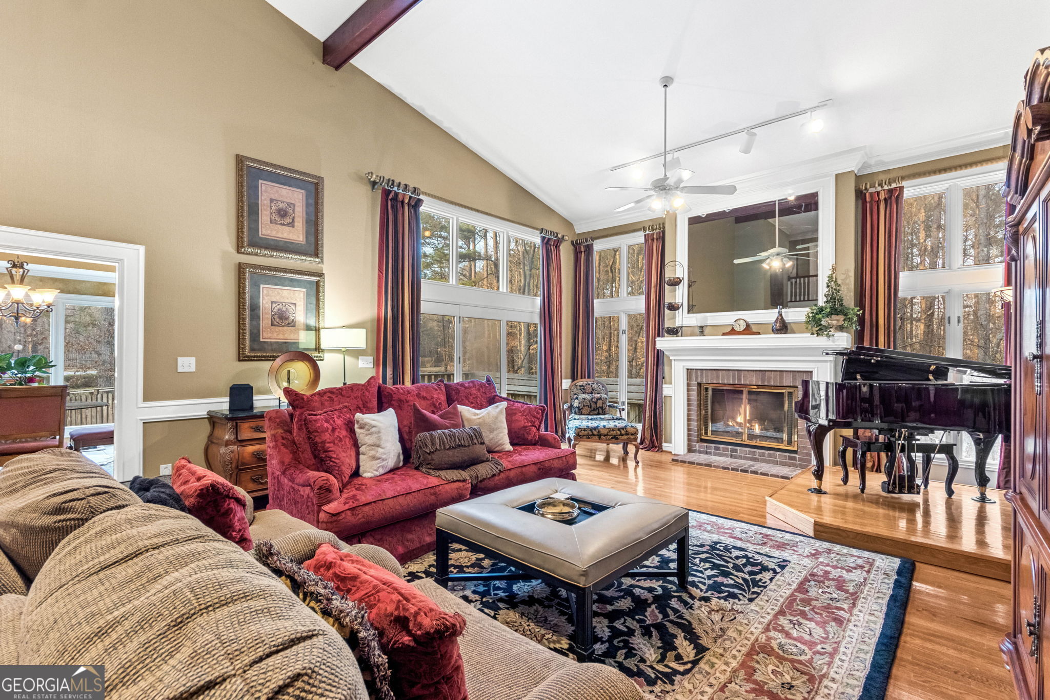 140 Thorne Ridge Trail Fayetteville, GA 30214 - Photo 7 of 44 a living room with furniture and a fireplace