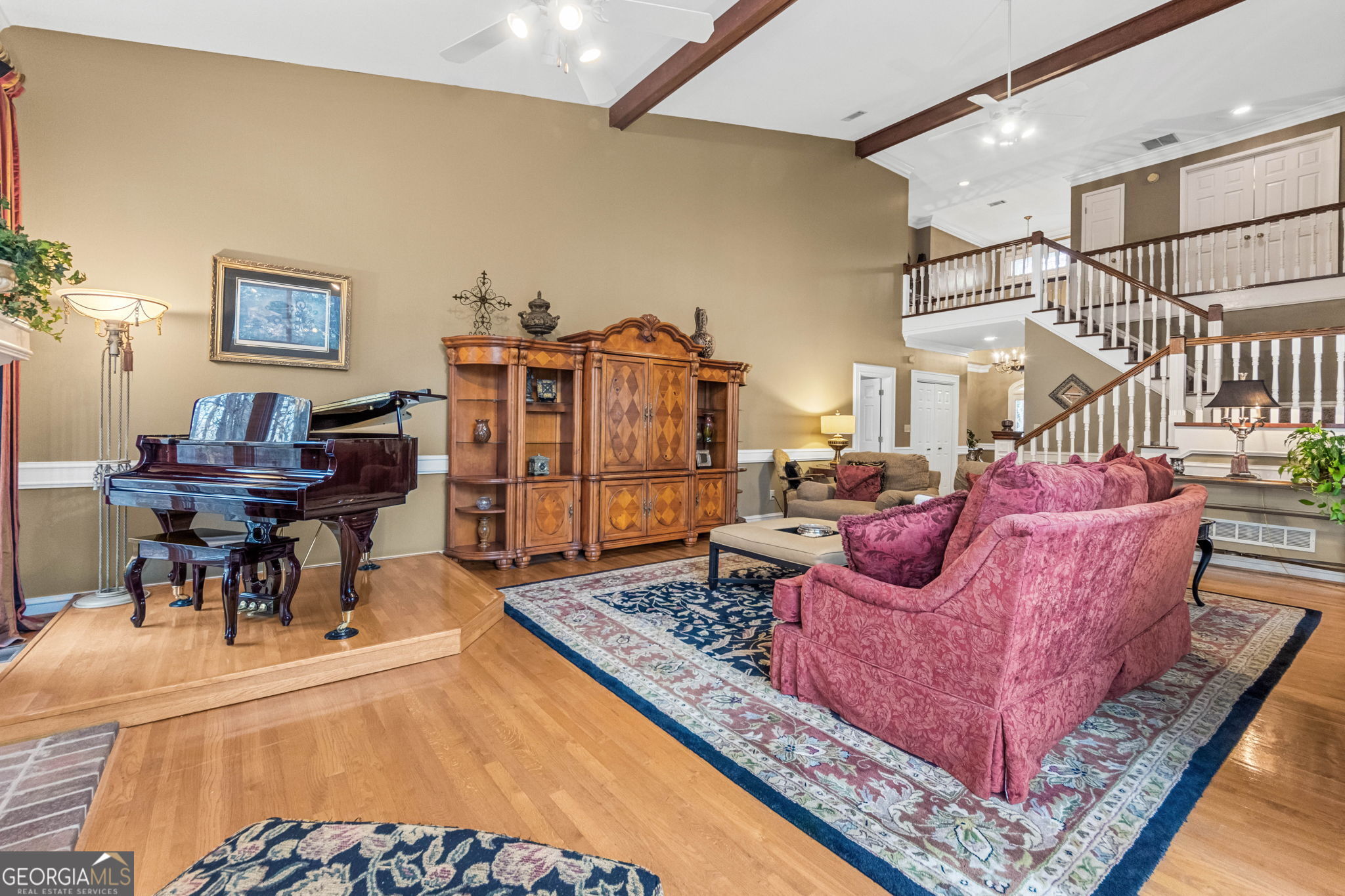 140 Thorne Ridge Trail Fayetteville, GA 30214 - Photo 10 of 44 a living room with furniture and a table