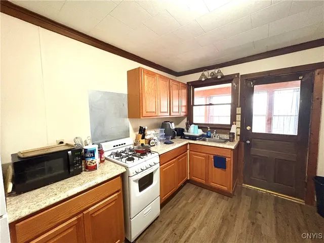 $259,900 | 242 State Street, Auburn, NY 13021