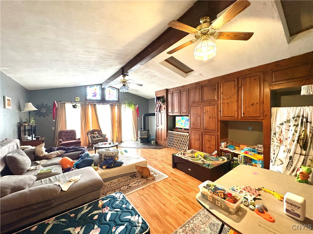 242 State Street Auburn, NY 13021 - Photo 4 of 26