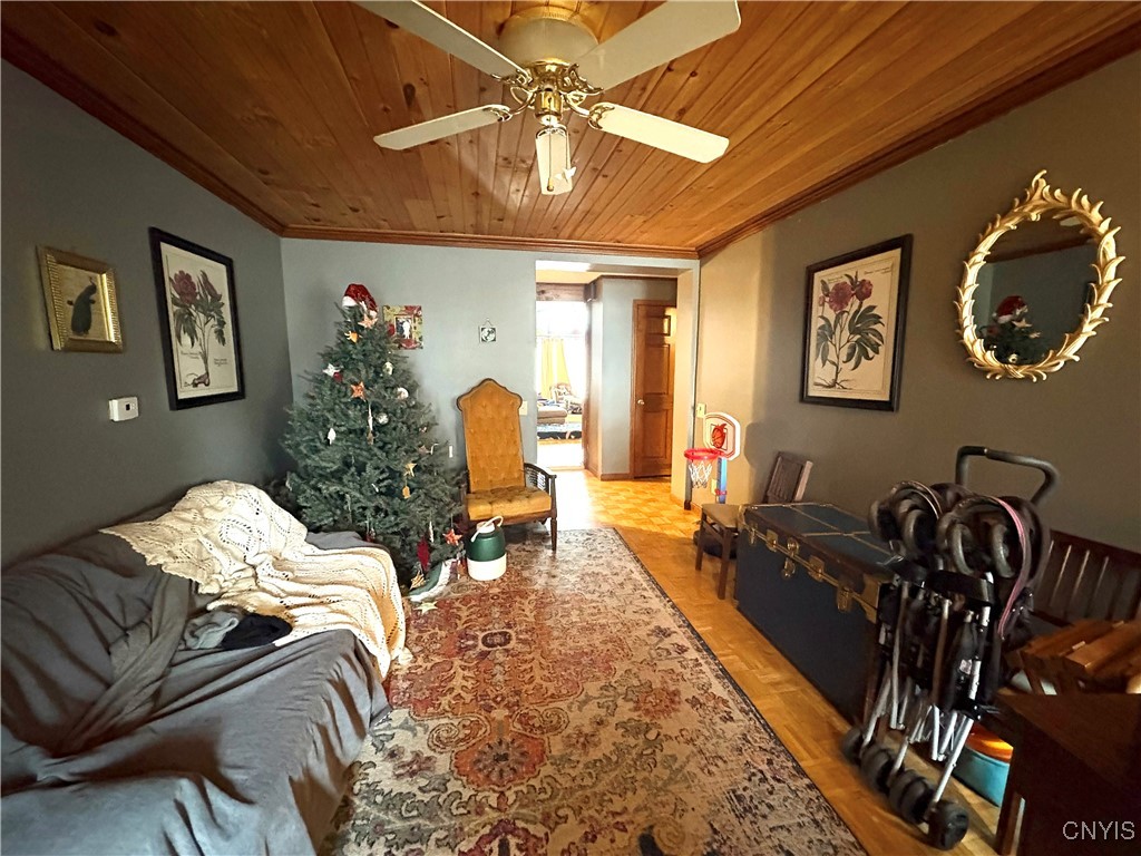 242 State Street Auburn, NY 13021 - Photo 6 of 26