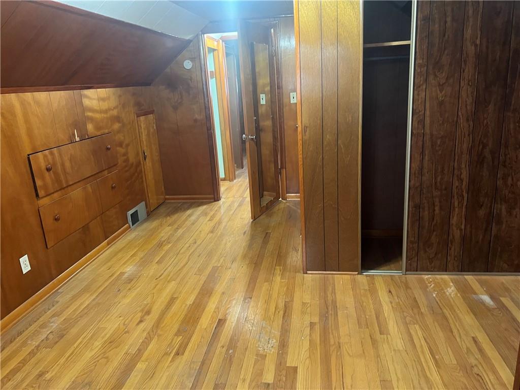 1020 Poe Street Vandergrift, PA 15690 - Photo 10 of 16